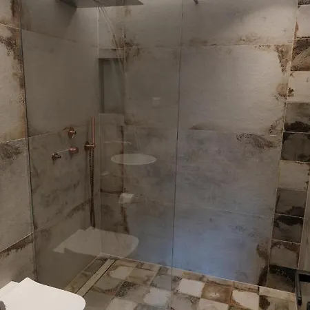 Philia - Olympus Apartman