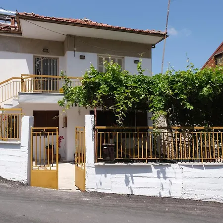 Philia - Olympus Apartman Litóhoro