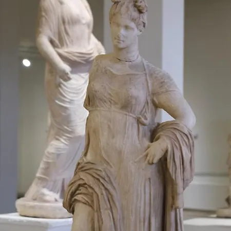 Philia - Olympus * لِتوخورو