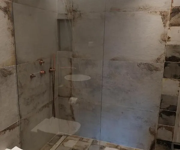 Philia - Olympus Lägenhet